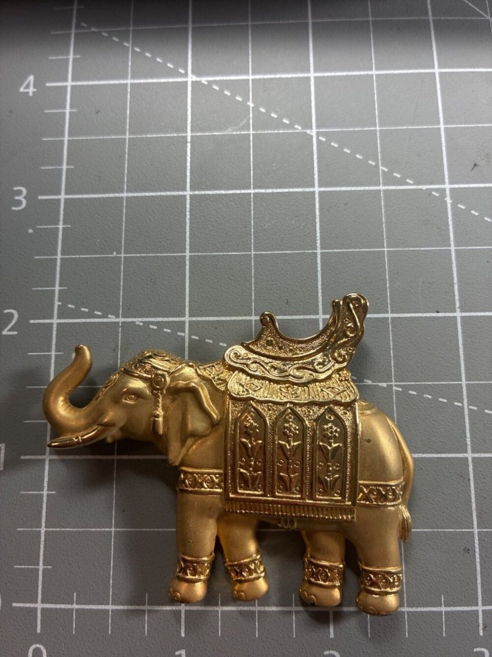 Vintage JJ Jonette Elephant Brooch Gold Tone Indian Howdah Figural Pin - Picture 8 of 8